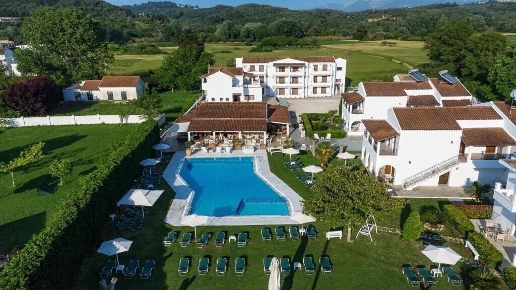 Готель Goudelis 3*