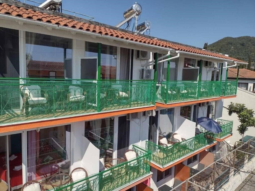 Фото Art Studios Benitses 2*