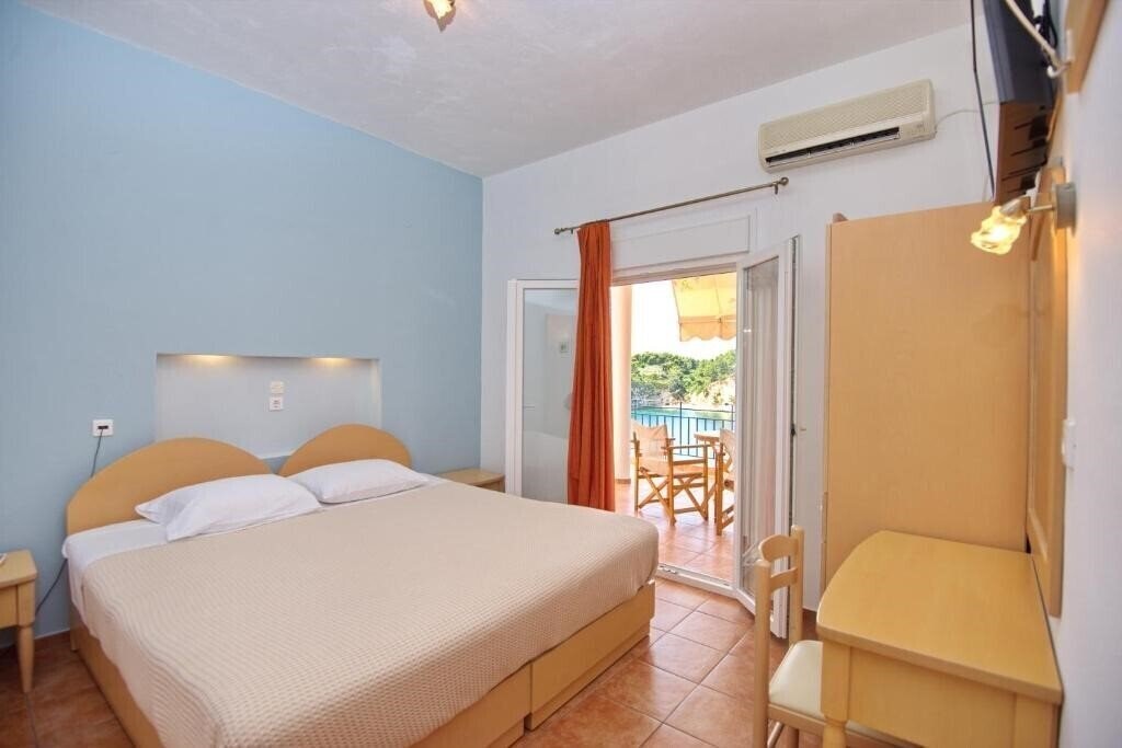 Фотография Utopia Kavos Hotel 2*