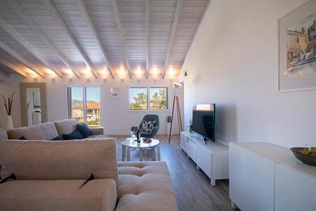 Зображення Villa Kokoros 2*