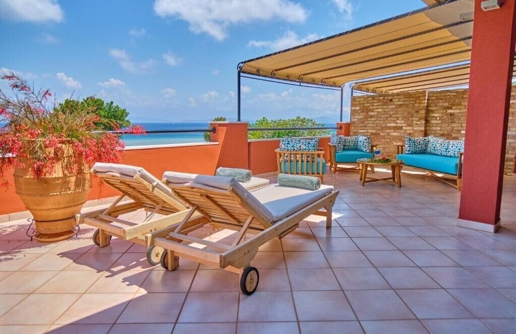 Картинка Chrismos Luxury Suites & Studios 3*