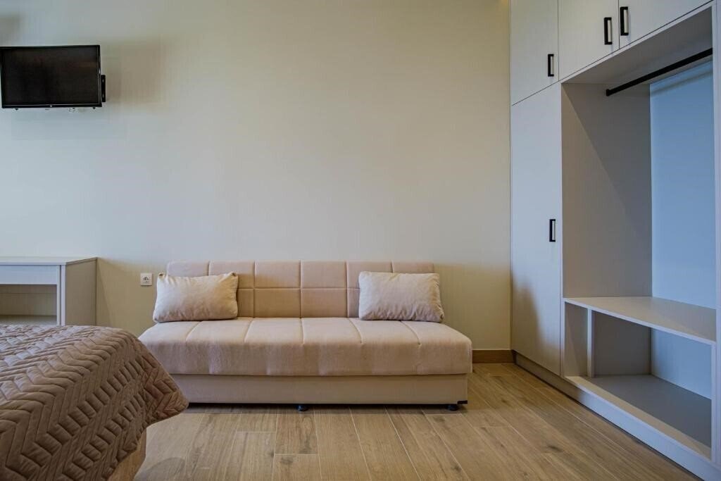 Фото Elias House 1*
