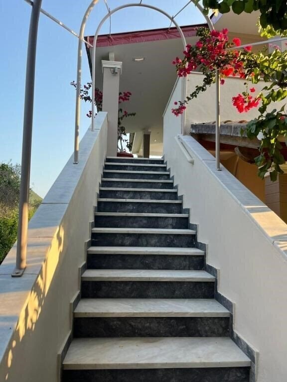 Картинка Sotiria Paramonas 3*
