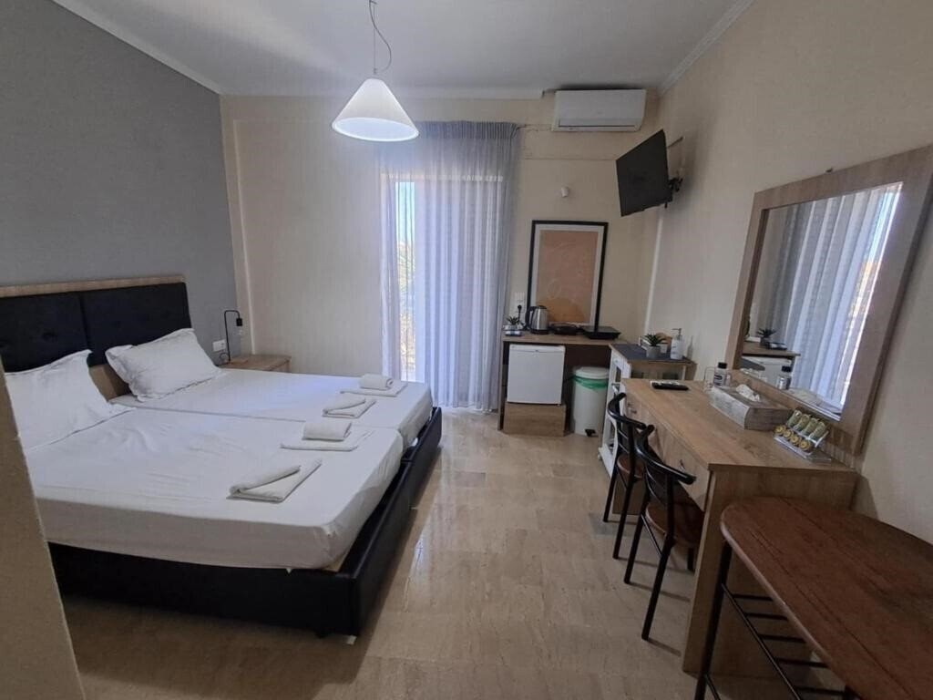 Отель Ionian Boutique Apartments 3*