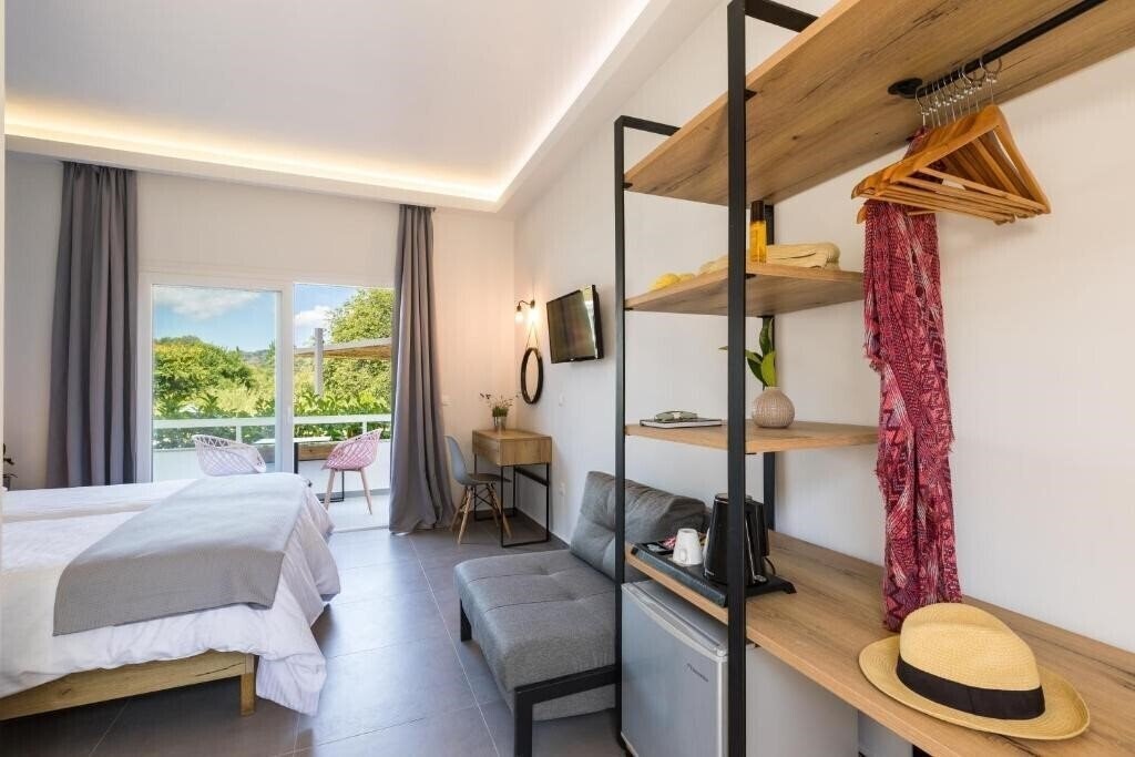 Отель La Maison Corfu Adults Only 3*