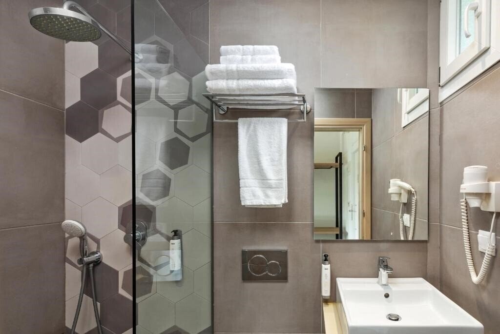 Фото La Maison Corfu Adults Only 3*