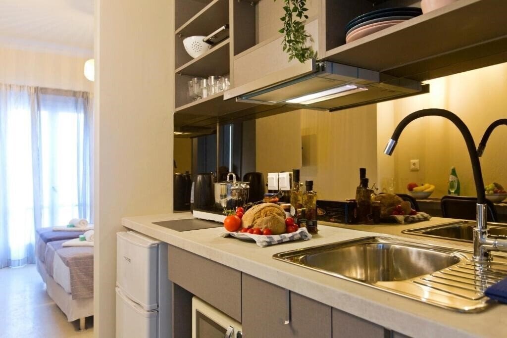 Фото LOC HOSPITALITY Urban Suites 2*