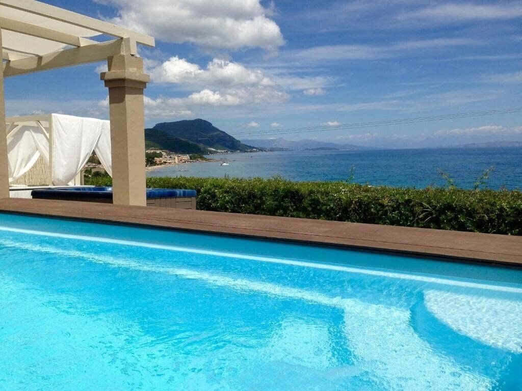 Фотография Palms & Spas, Corfu Boutique Apartments 3*