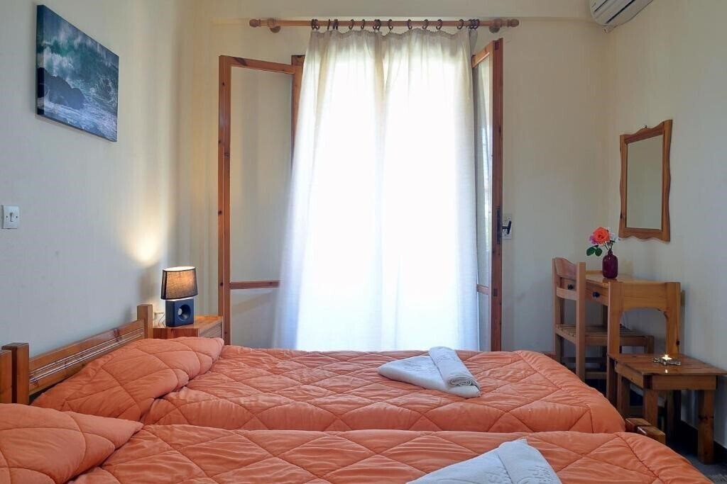 Картинка Feeloxenia Corfu Apartments 3*
