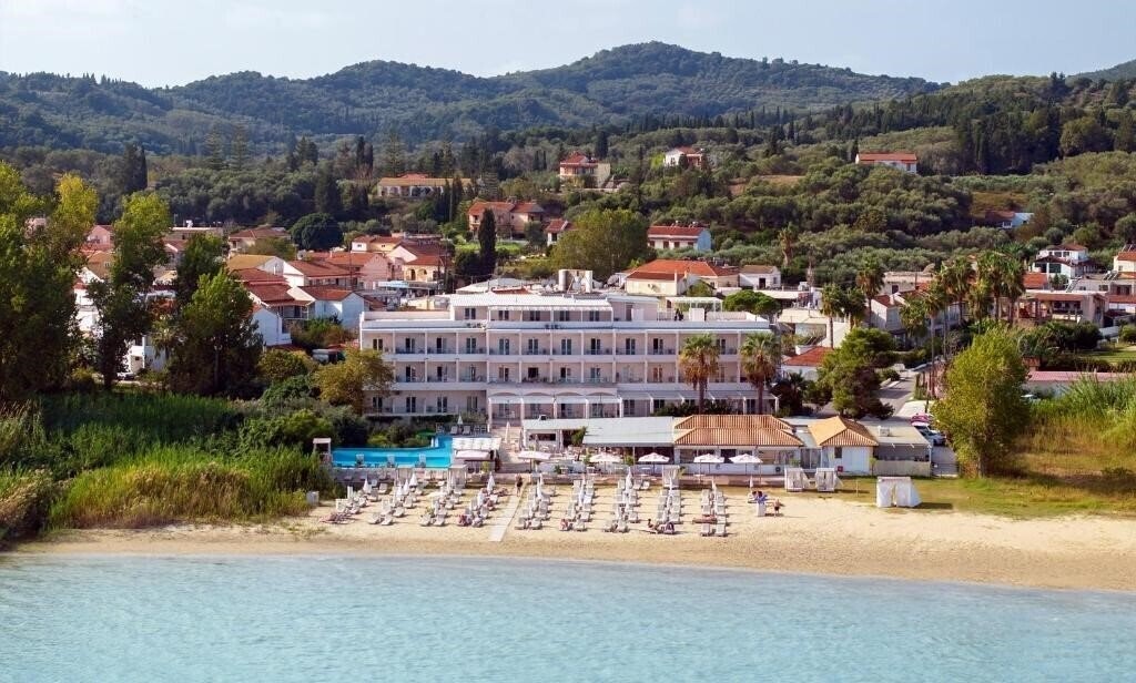 Картинка Cavomarina Beach 4*