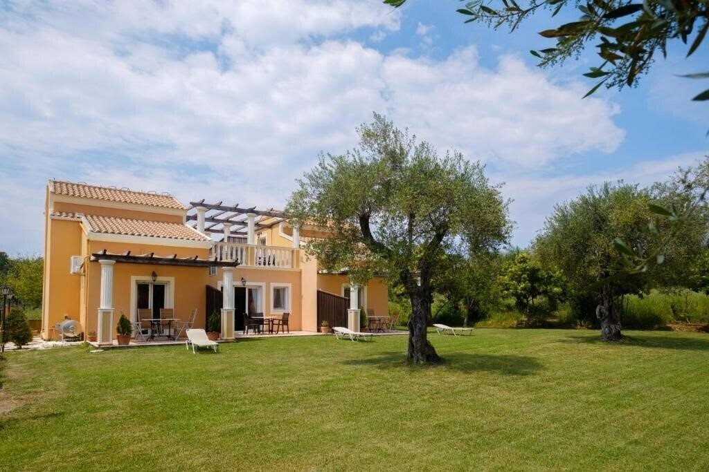 Готель Ballas Paradise 2*