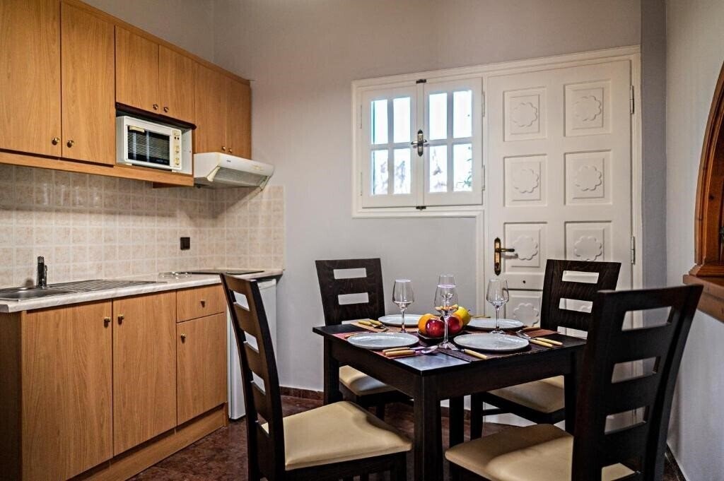 Фотографія Blue Sky Apartments 2*