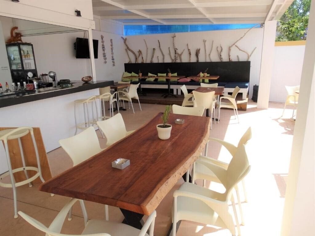 Фотографія Oasis Beach Club 3*