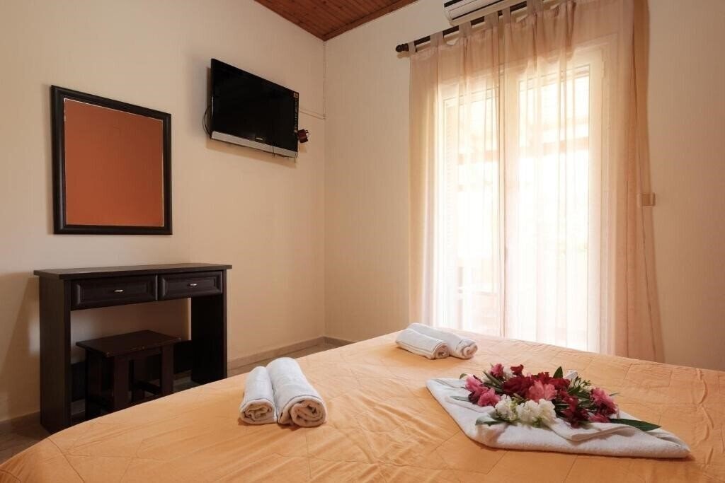 Картинка Erifili Apartments 2*