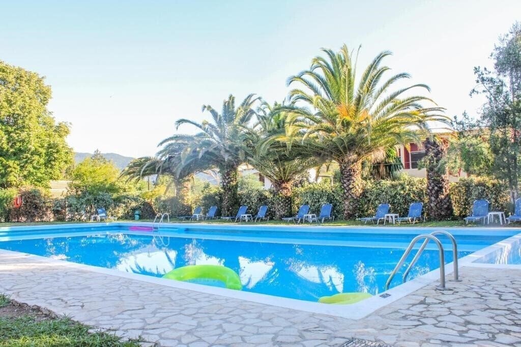 Фотографія Karda Beach Camping And Bungalows 2*