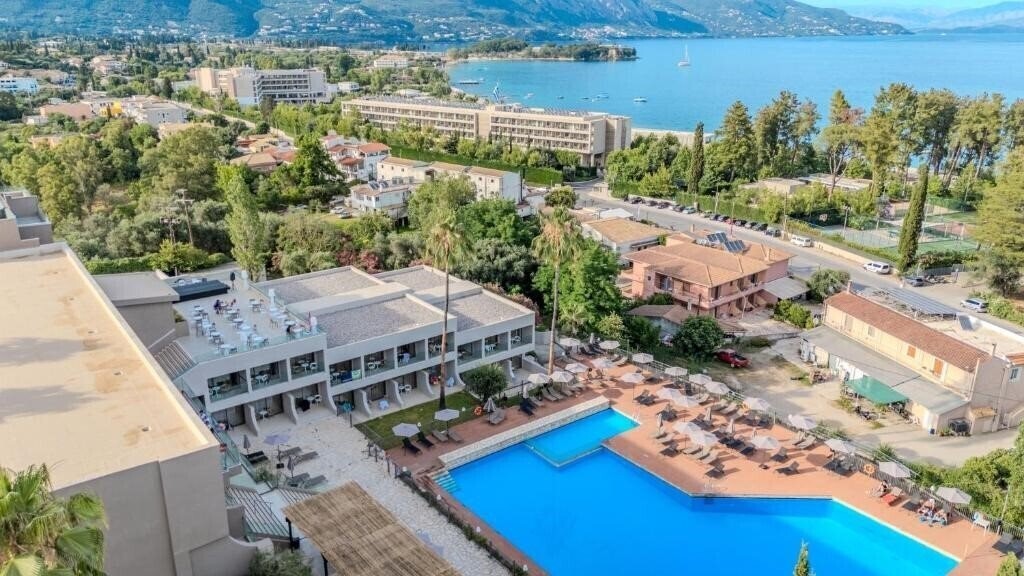 Готель Iolida Corfu 4*