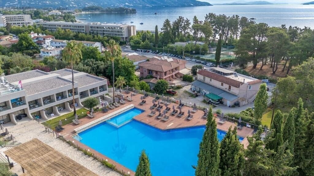 Отель Iolida Corfu 4*