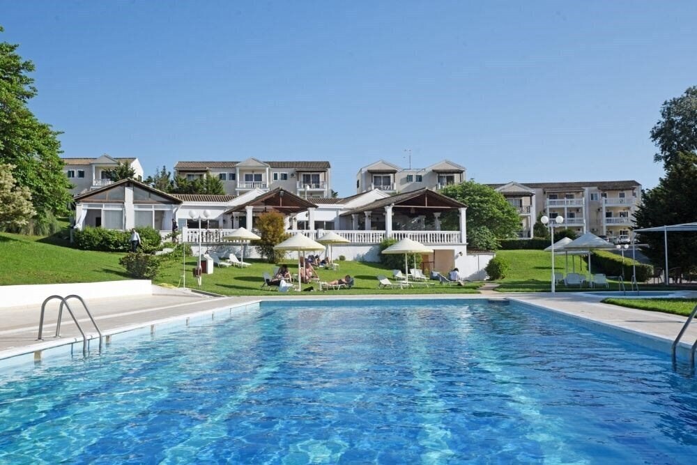 Готель Rebecas Village Corfu 4*