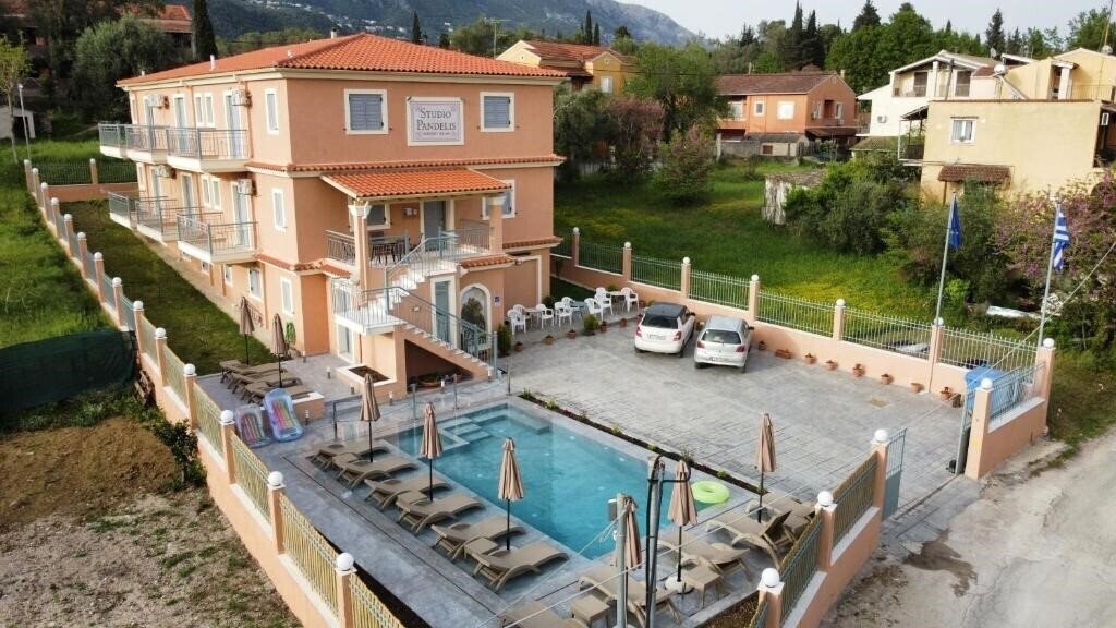 Отель Studios Pantelis 4*