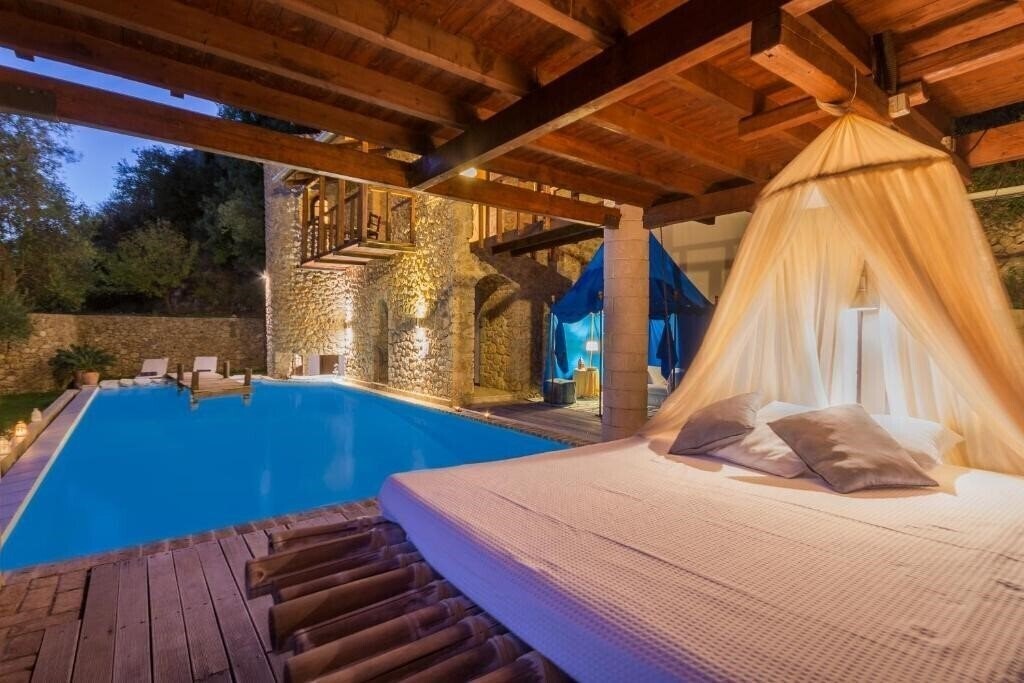 Фото Villa Bournella 4*