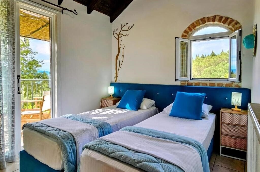 Фото Villa Claire 4*