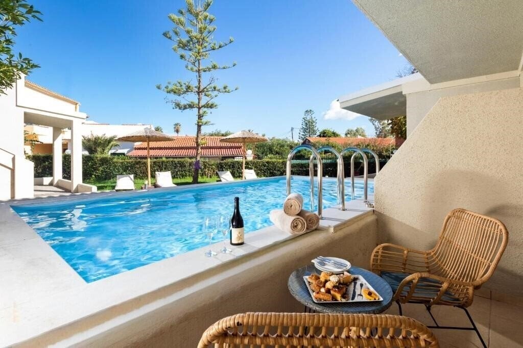 Фотографія Corfu Acharavi by Wyndham 4*