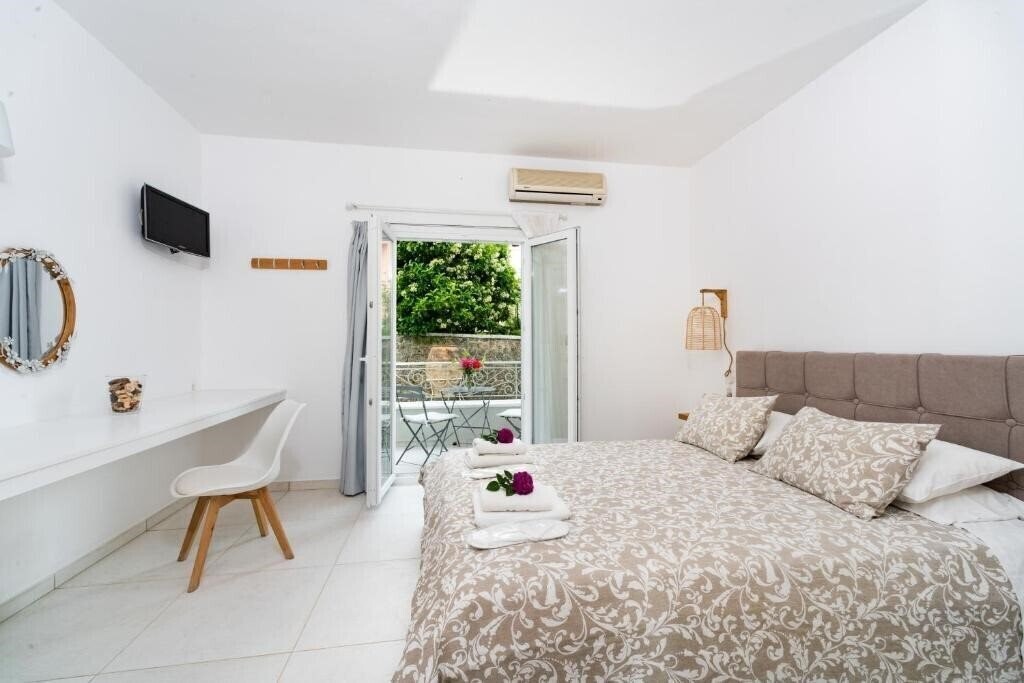 Фотографія Averto Corfu Apartments 3*
