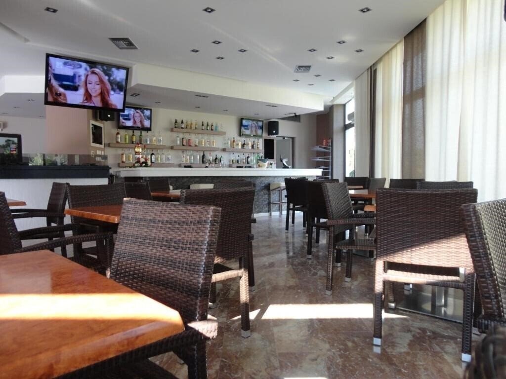 Картинка Morfeas 3*