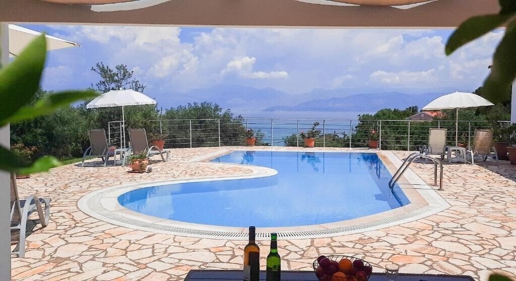 Готель Olive Grove Hotel 3*