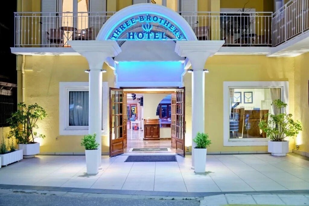 Фото 3 Brothers Hotel Sidari 2*