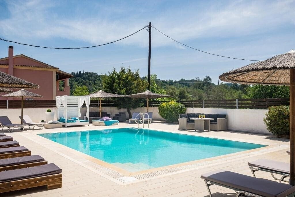 Фото Delight Deluxe Hotel 3*
