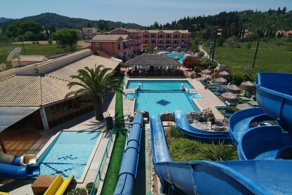 Отель Sidari Waterpark 3*