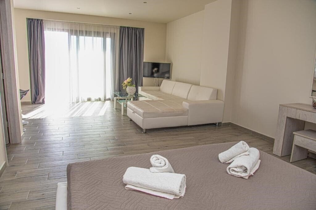 Фото Terezas Sunset Hotel 3*