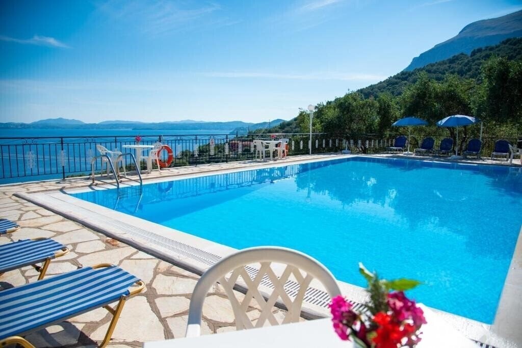 Готель Amalia Complex 5*
