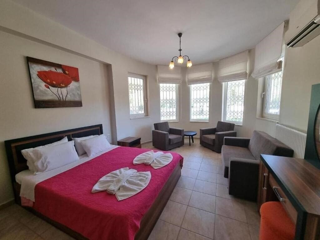 Фото Captain Alex Villas 5*