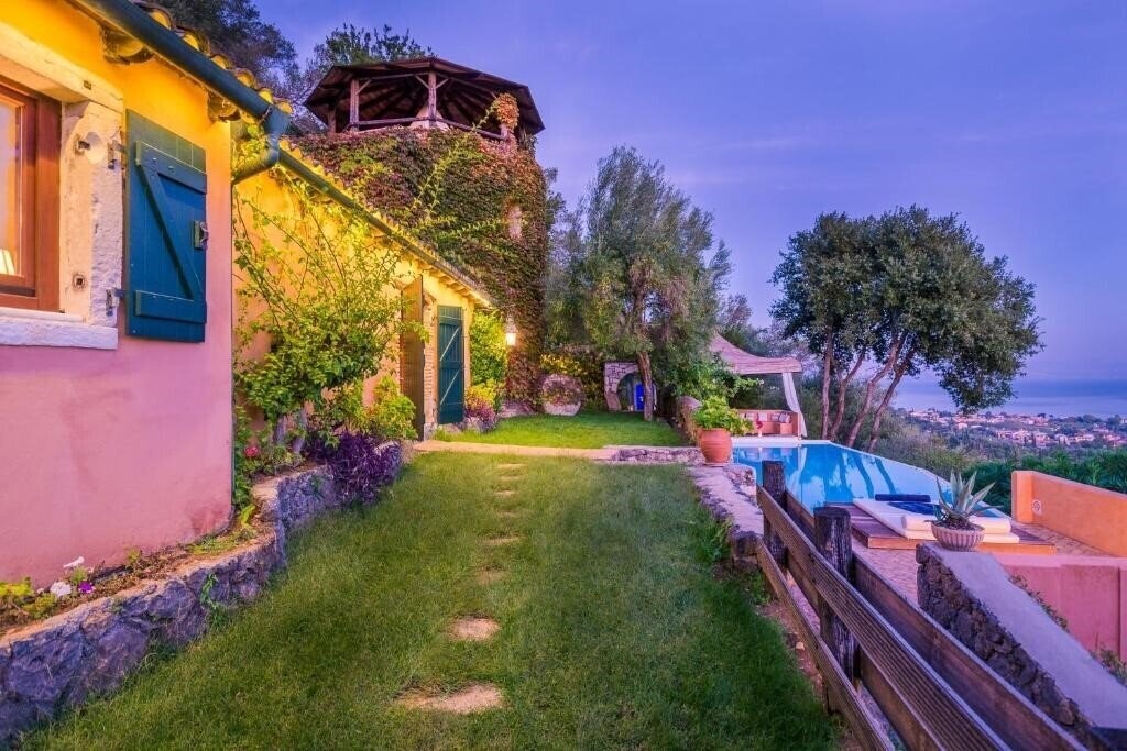 Фотографія Melolia Villa 4*