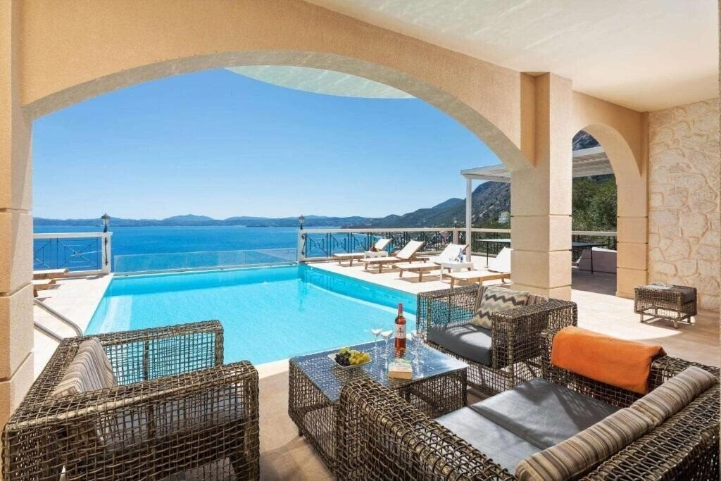 Готель Anna Villa Nisaki 4*