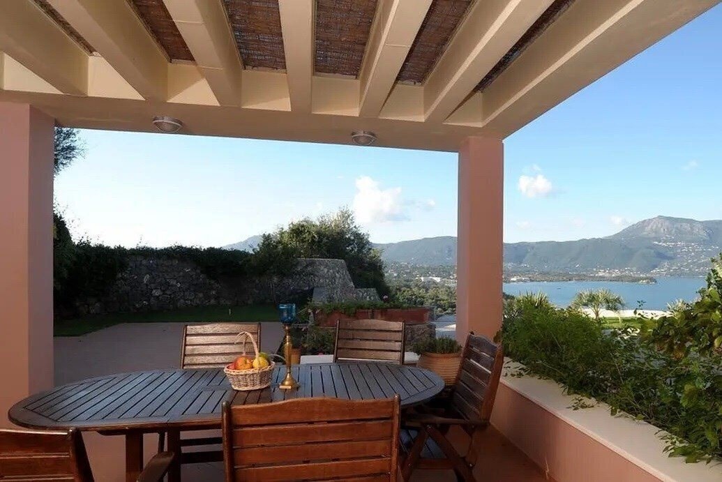 Фото Moon Reach Villa Komeno 4*
