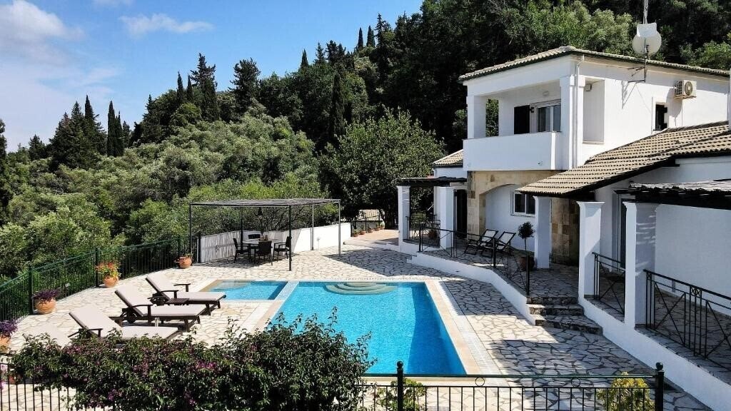 Фотографія Boukari Villa 3*