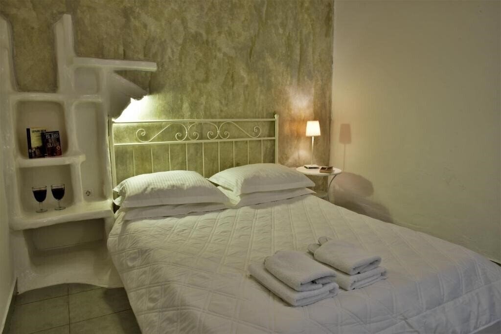 Отель Adamas Corfu 3*