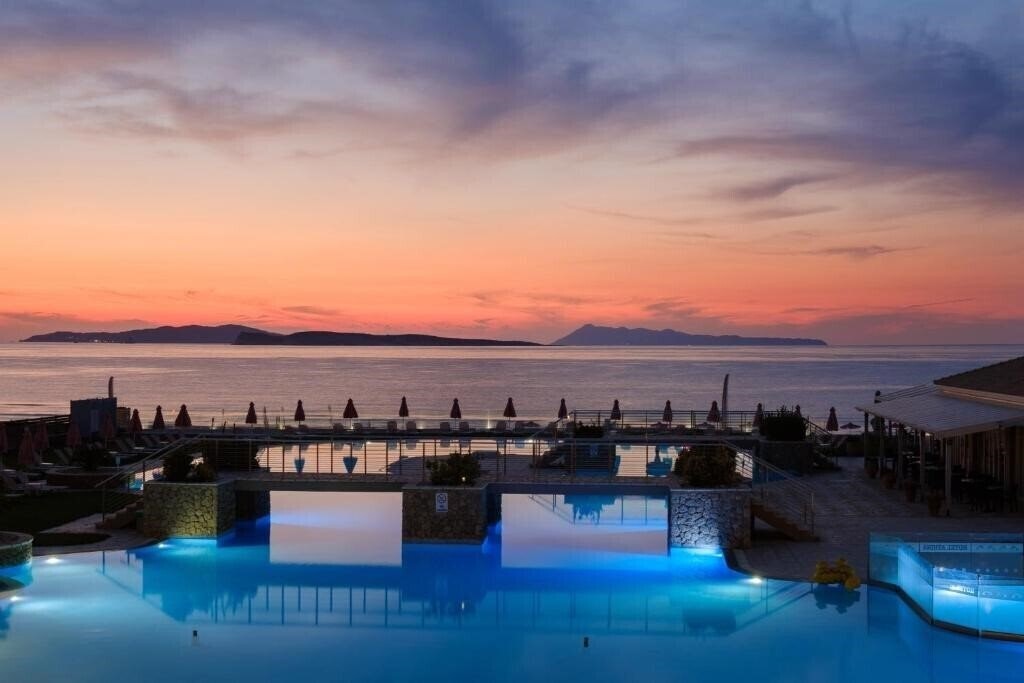 Фотография Athina Hotel Aghios Stefanos Corfu 4*