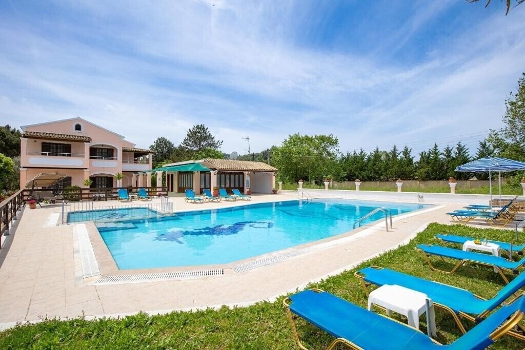 Готель Nikos Pool Apartments Sidari 2*