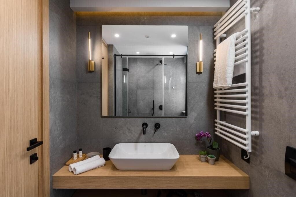 Фото New York Luxury Suites 4*