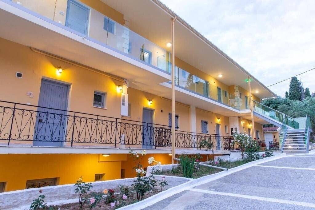 Готель Passas Mare Apartments & Studios 3*