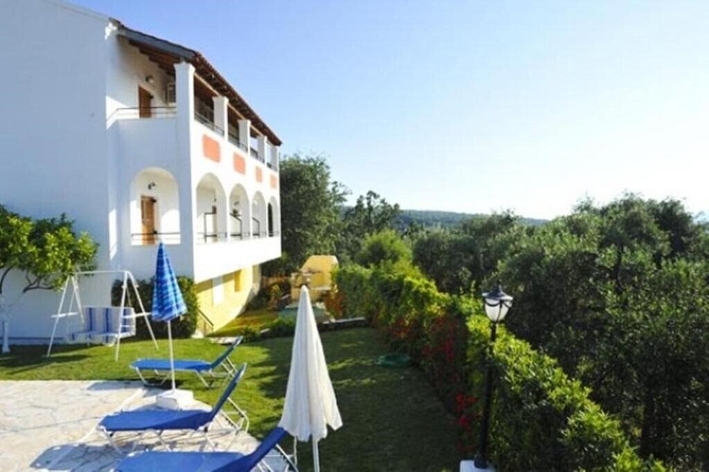 Картинка Irene Apartments Acharavi 2*