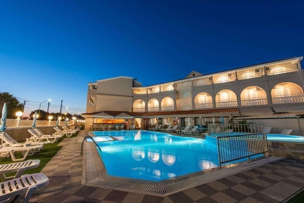 Картинка Aphrodite Beach Hotel Corfu 3*