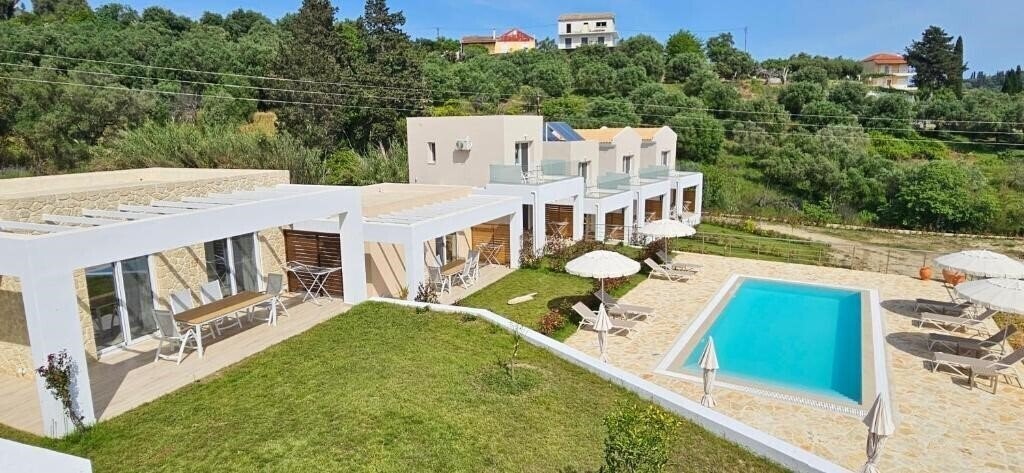 Фотографія Arillas Peaceful Bungalows 3*