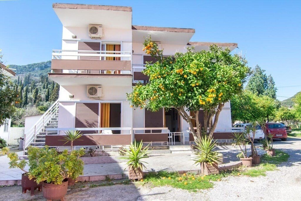 Отель Sunlight Hotel 2*
