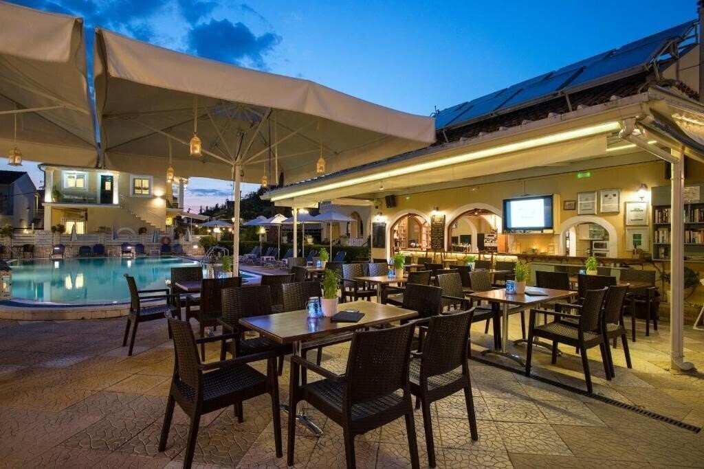 Отель Solaris Apartment Kassiopi 3*