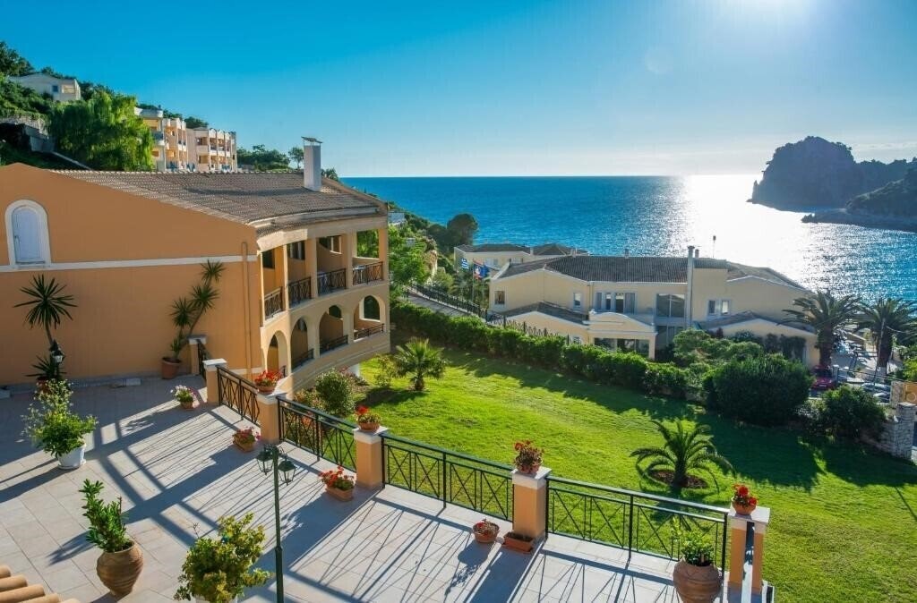 Готель Philoxenia Hotel Corfu 3*